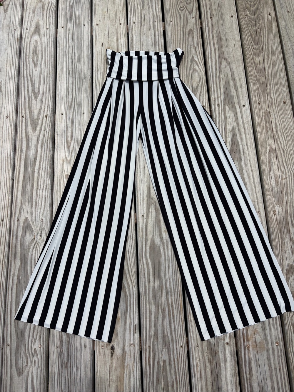 Norma Kamali Black and Grey Striped High Waisted Wide Leg Pants Size XS